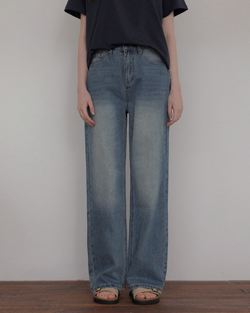 Roa Washed Wide Denim  Chikkuz  n/a.