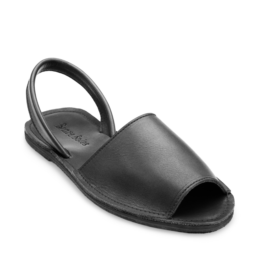 Premium Avarca sandal showcasing authentic craftsmanship and stylish comfort for everyday wear